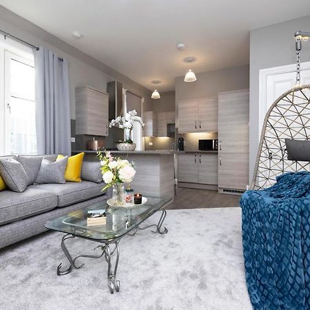 Stylish George Street Apartment Peebles Extérieur photo