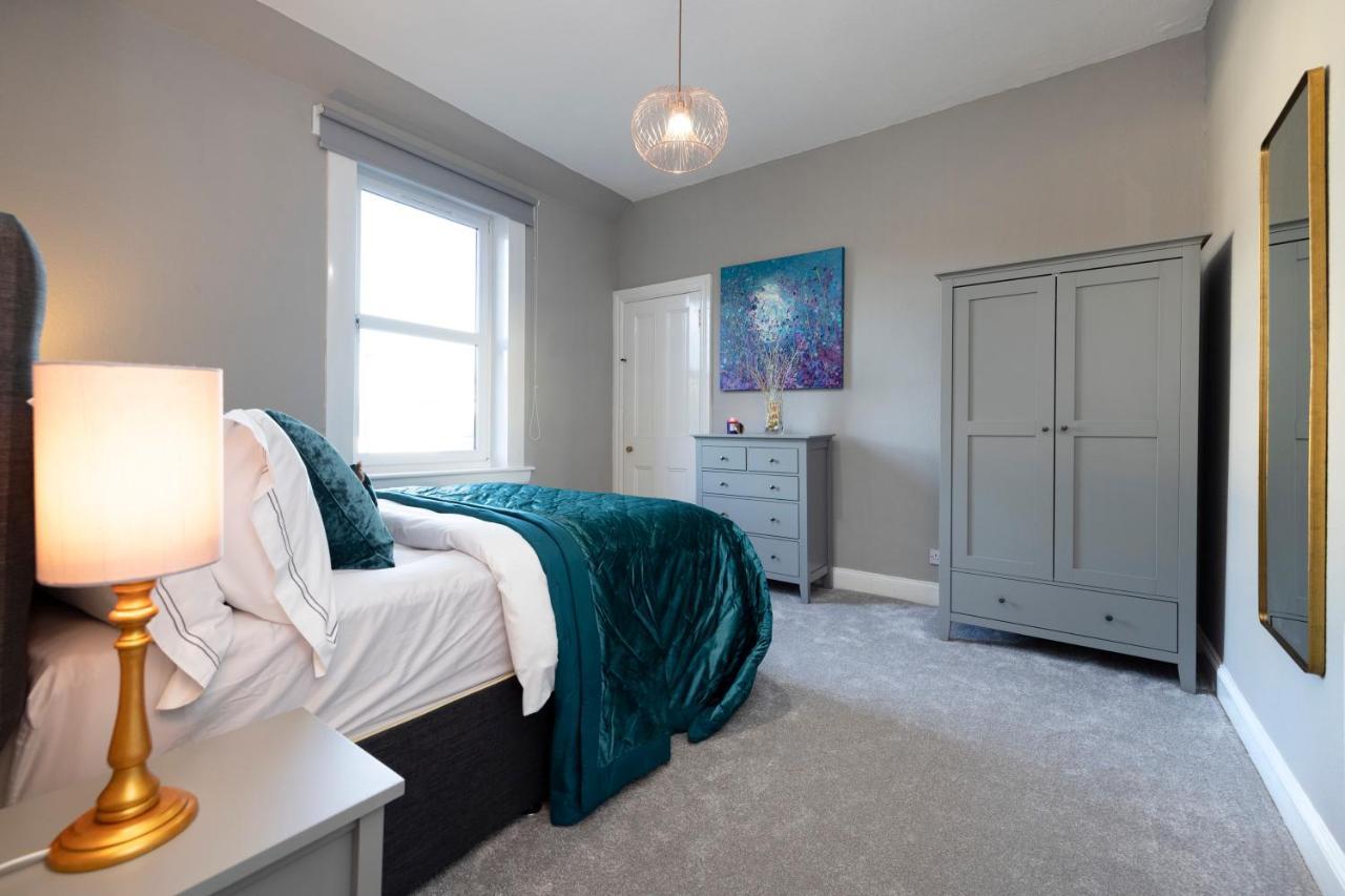 Stylish George Street Apartment Peebles Extérieur photo